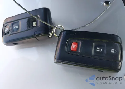 2008 Toyota Prius z USA, uszkodzony, nr VIN JTDKB20U387750271